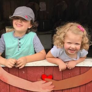 Meet your Posher, Samantha